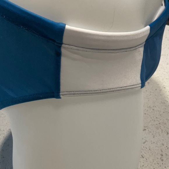 Mens swim brief/suit - Picture 2 of 8